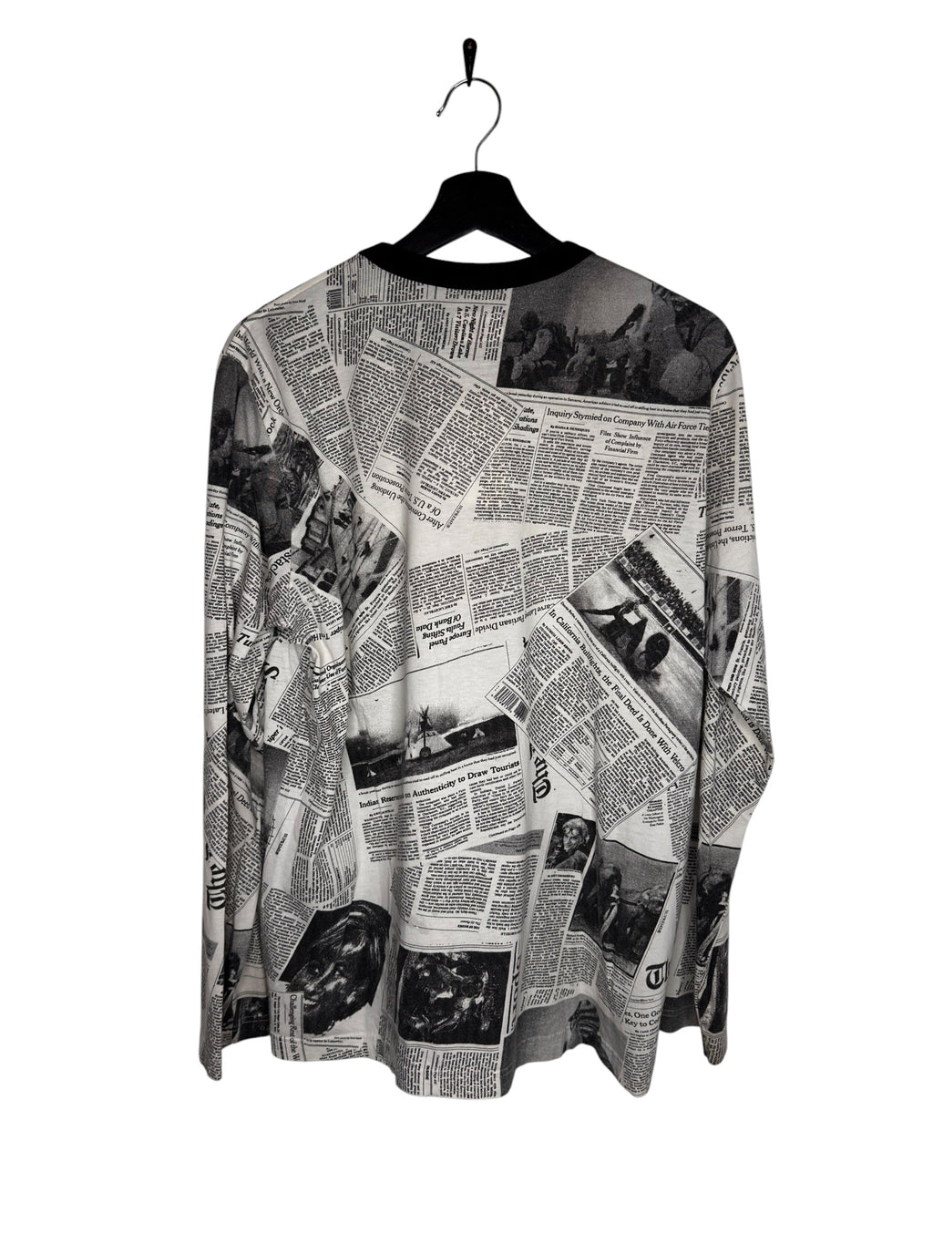 Supreme 2012 Newspaper LS (L)