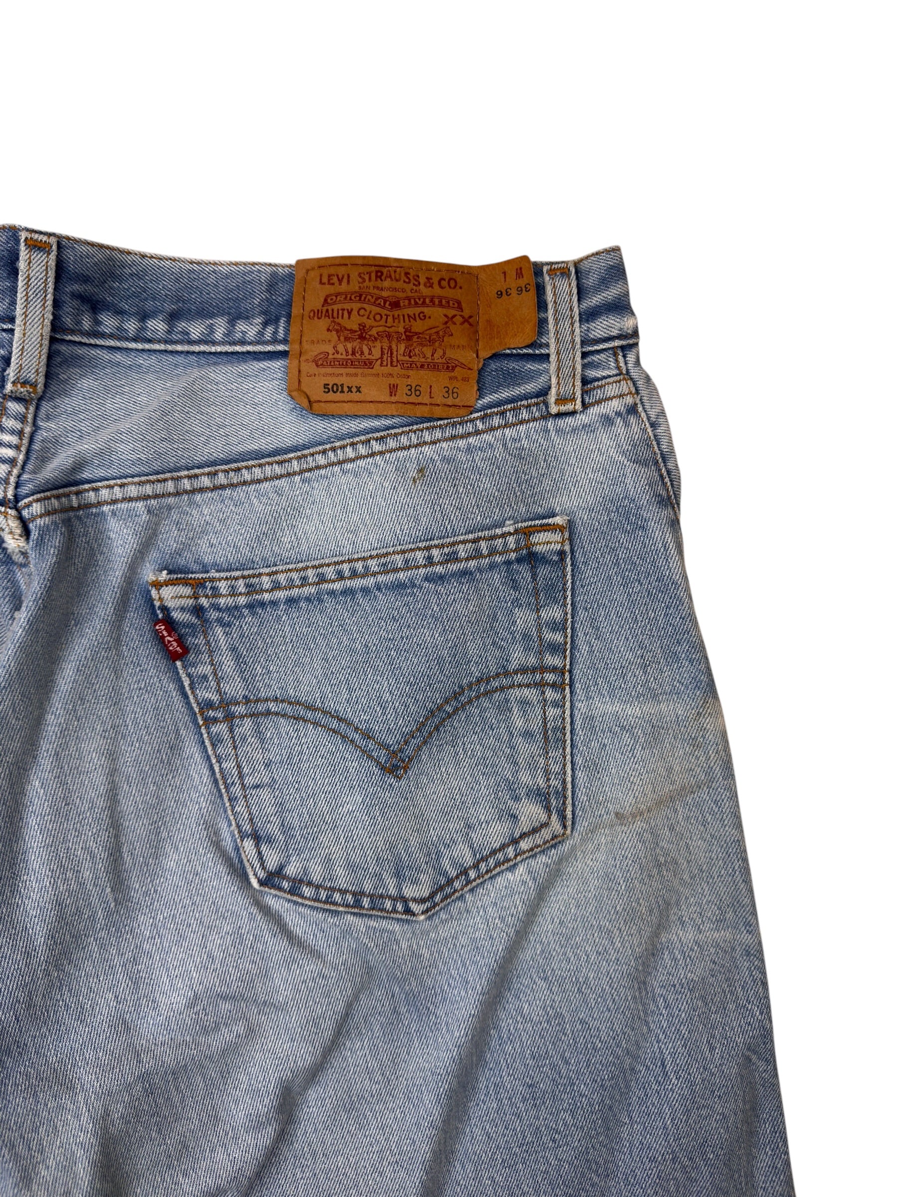 Vintage Levi’s 501xx (36)