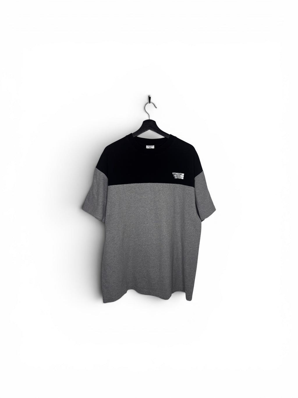 Vetements Limited Edition Tee (L)