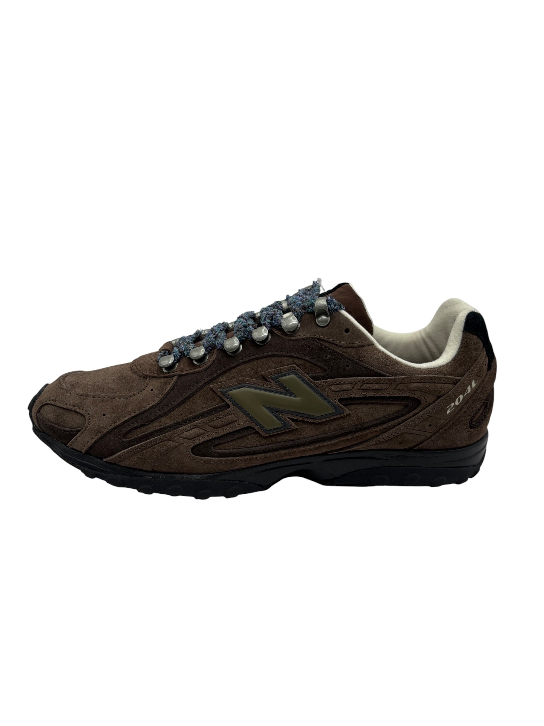 Basketcase Gallery New Balance 204L (10.5)